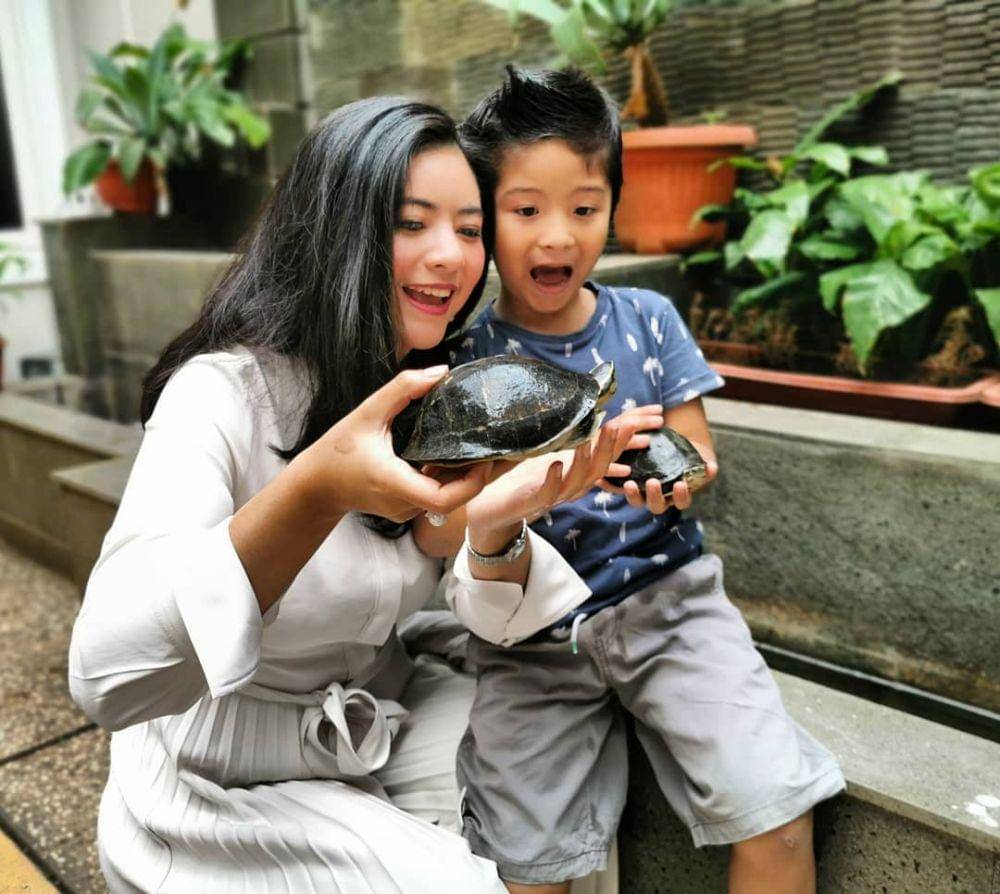 instagram.com/qorysandioriva