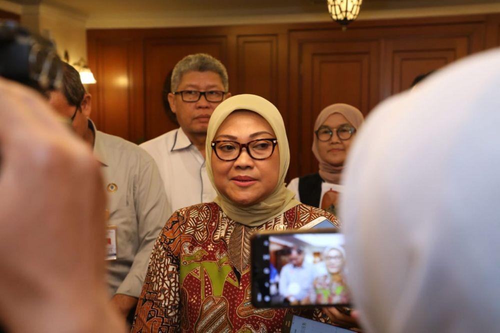 Menaker Hentikan Sementara Penempatan Tenaga Kerja ke Luar Negeri