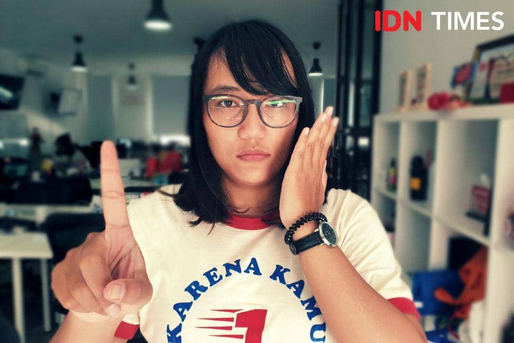7 Cara untuk Berhenti Menyentuh Wajahmu, bagi Kamu yang Kesulitan