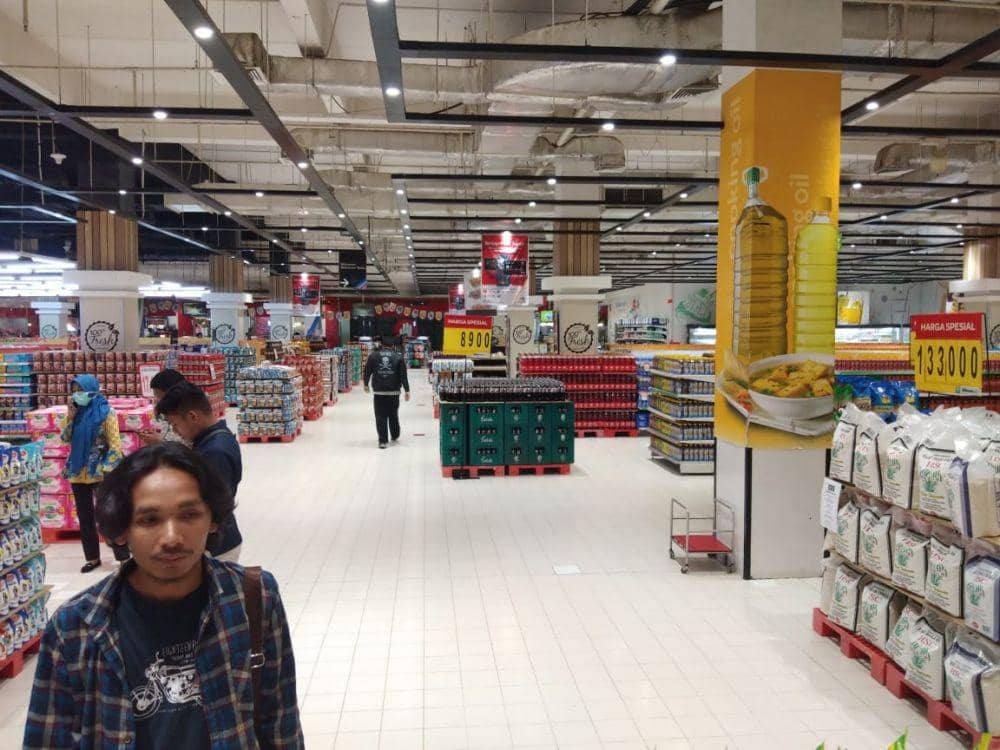 Suasana salah satu pusat perbelanjaan di Kota Medan (Istimewa)