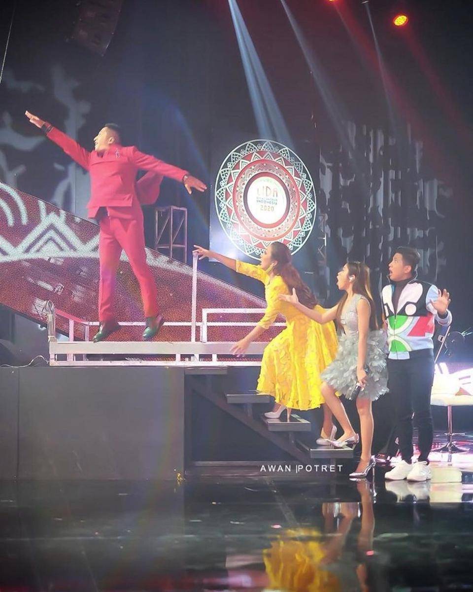 Awan Potret via Instagram.com/showimah/