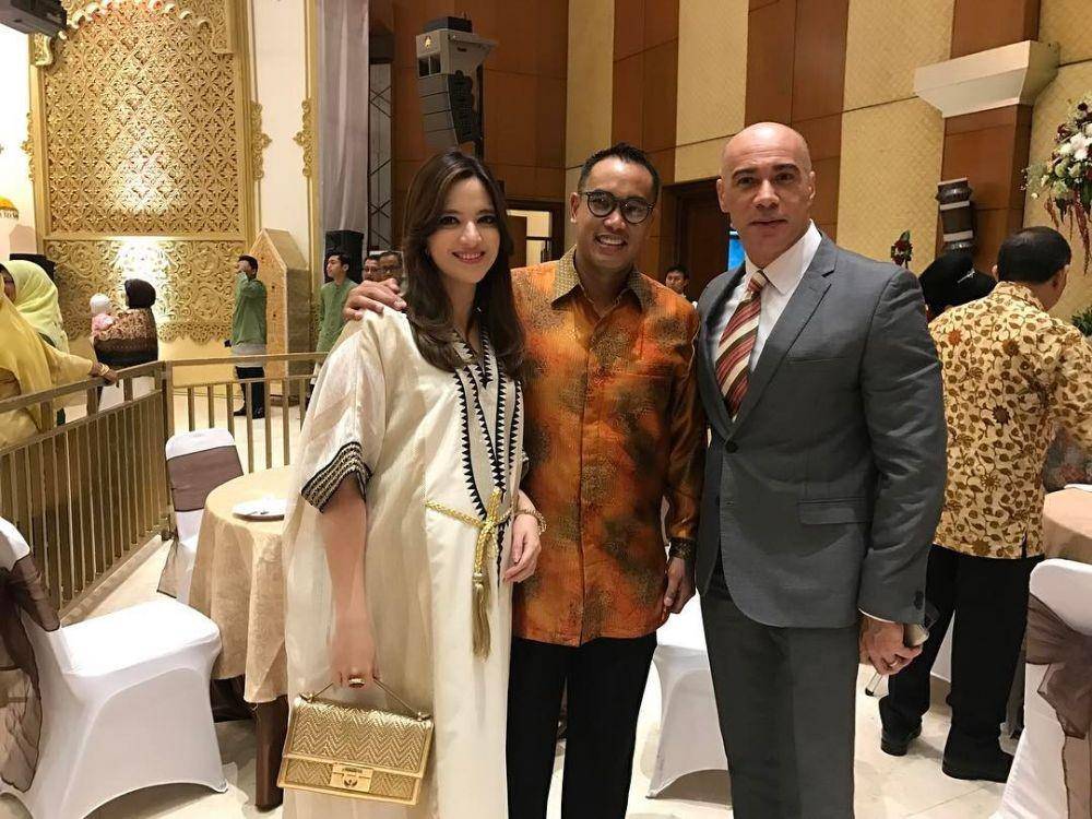 instagram.com/ramadhaniabakrie