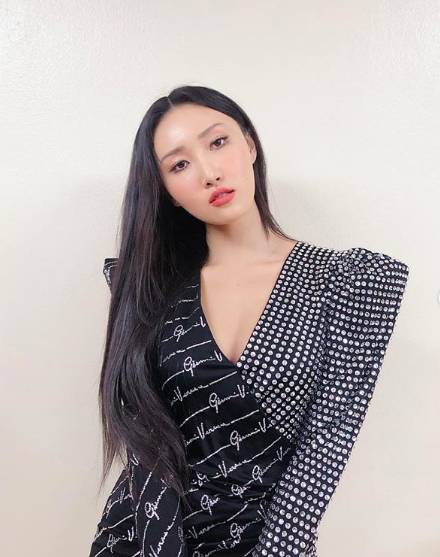 instagram.com/mamamoo_official