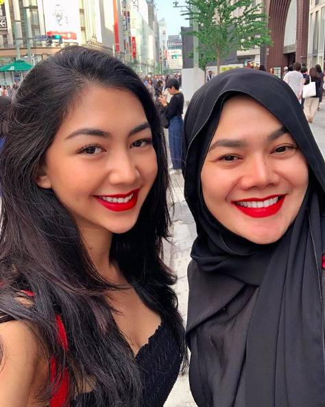instagram.com/queen_saritaabdulmukti
