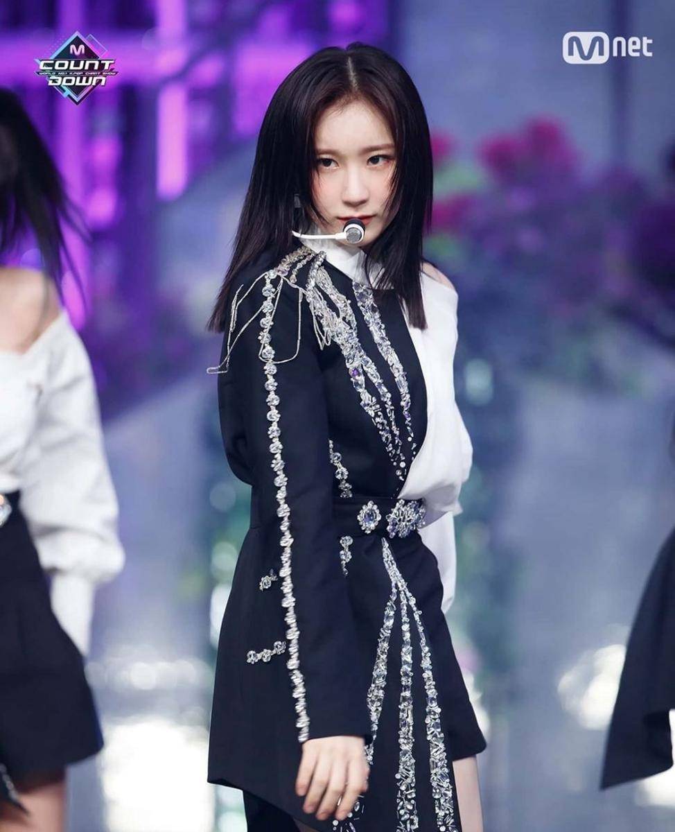 Instagram.com/chaeyeonizone