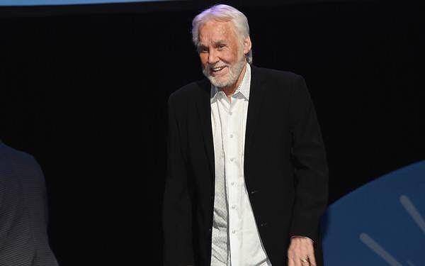 Instagram.com/_kennyrogers