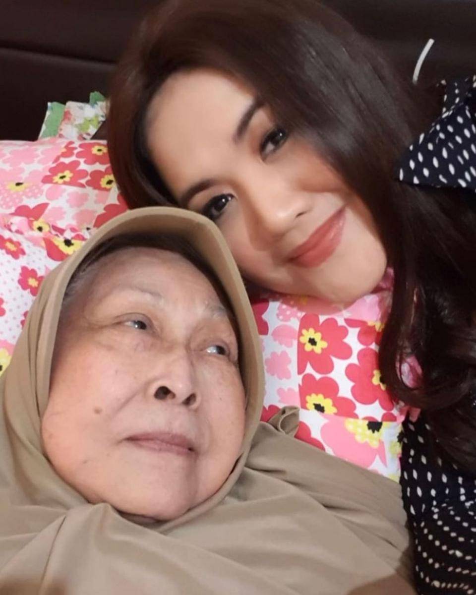 instagram.com/perempuanpanggung