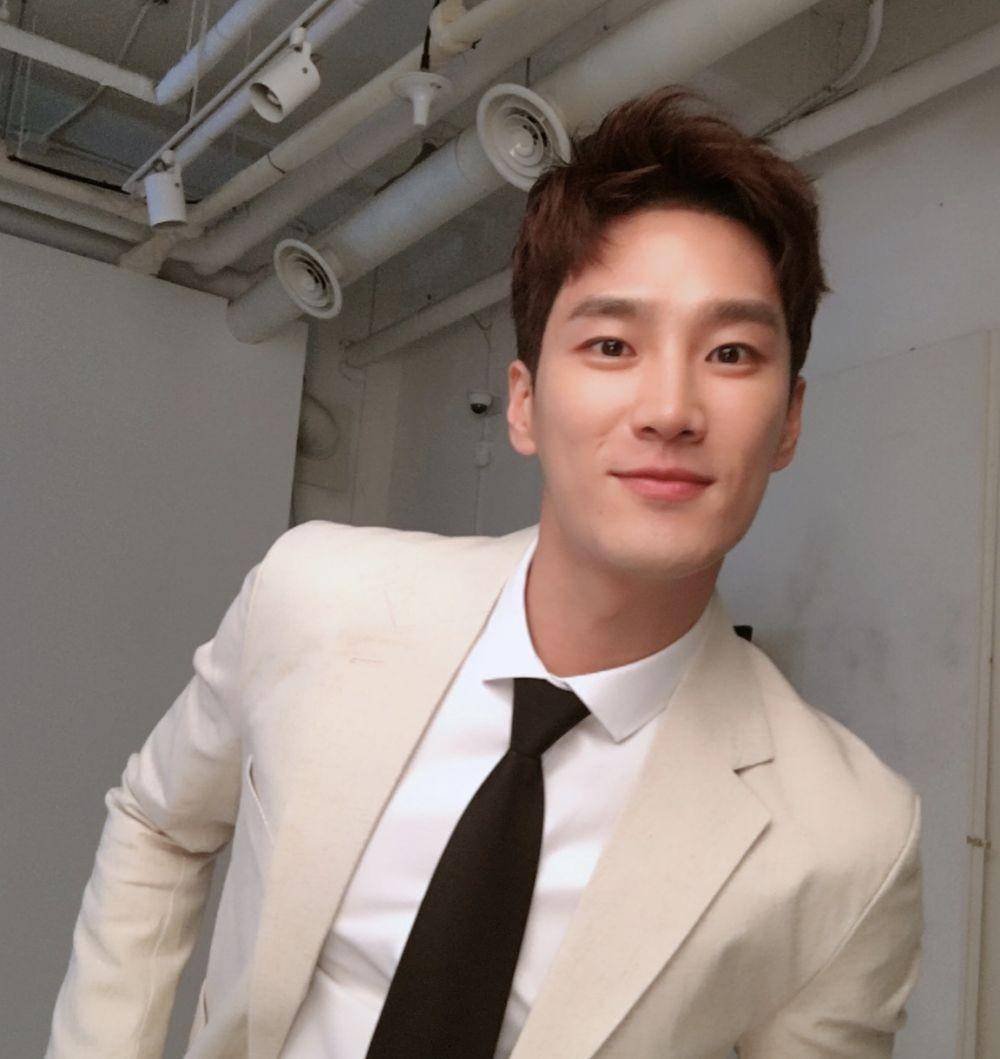 instagram.com/bohyunahn