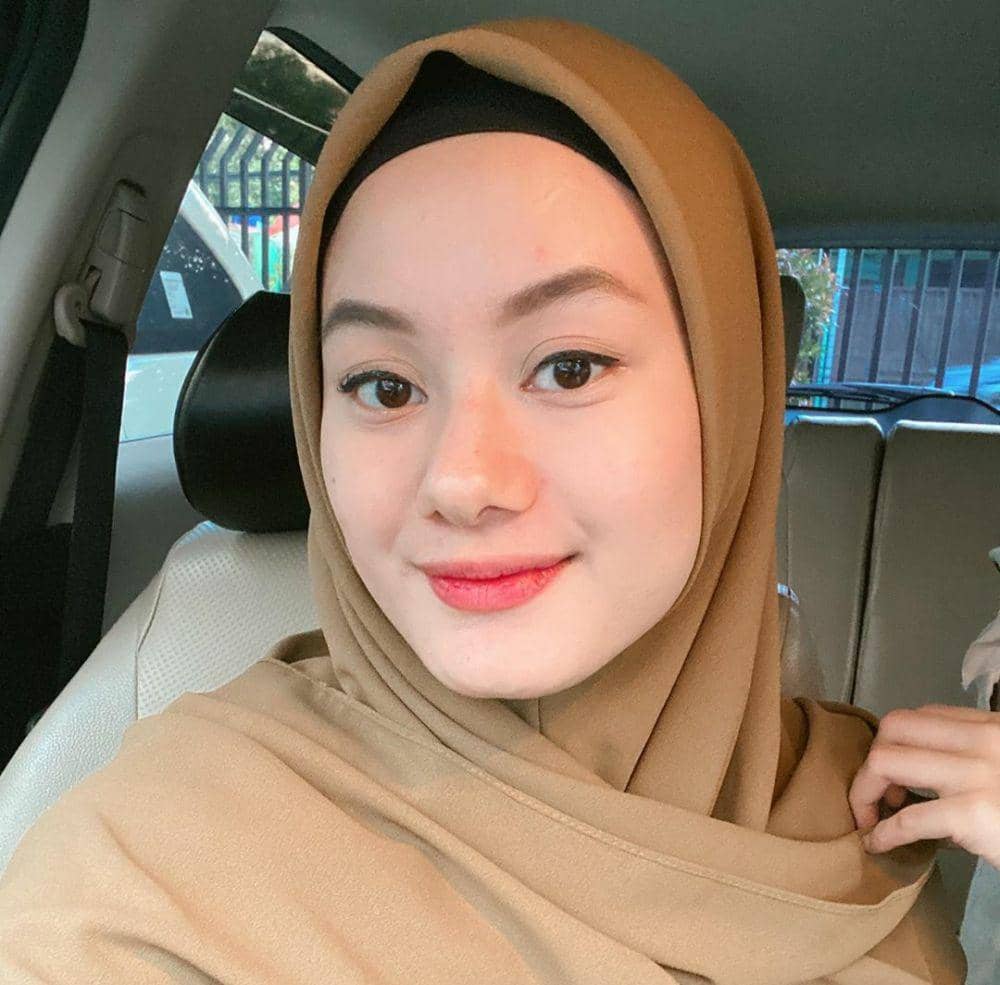 Instagram.com/dindahw
