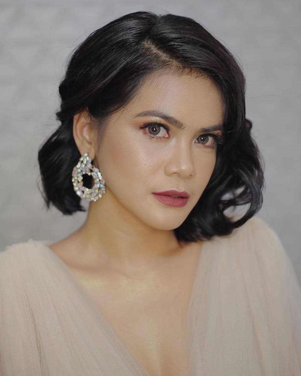 instagram.com/indahindriana