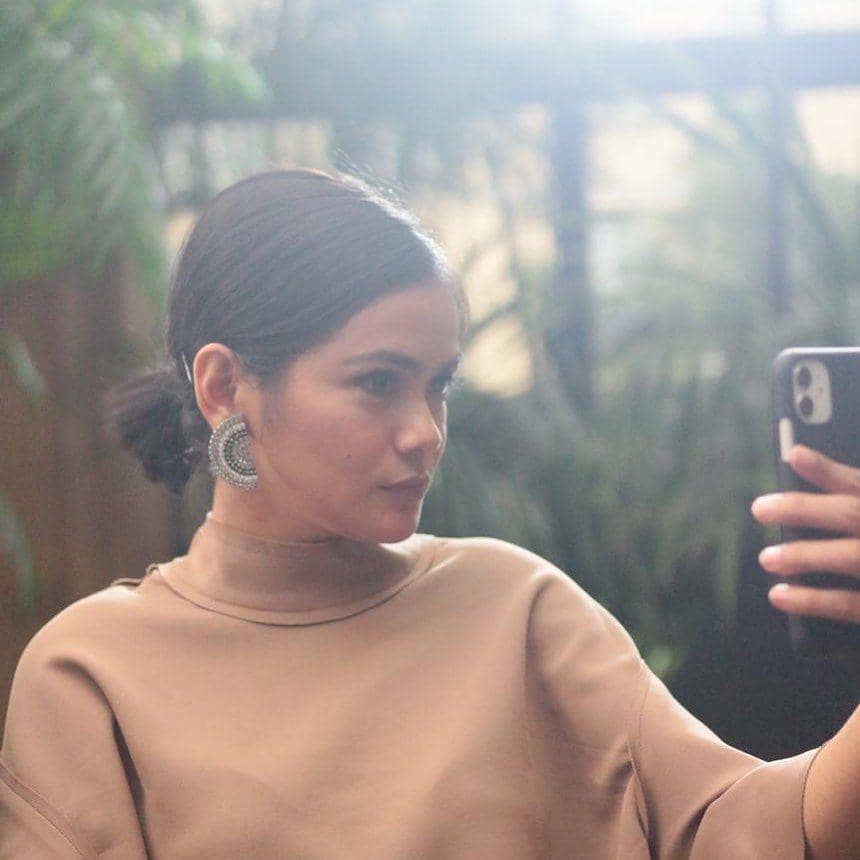 instagram.com/indahindriana