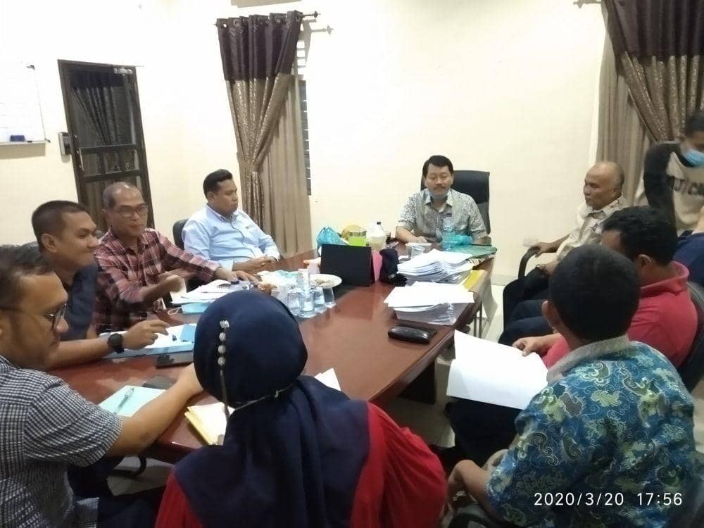 Rapat antar lintas yang dilakukan Pemkab Langkat, dalam penanganan virus Corona (IDN Times/ istimewa)