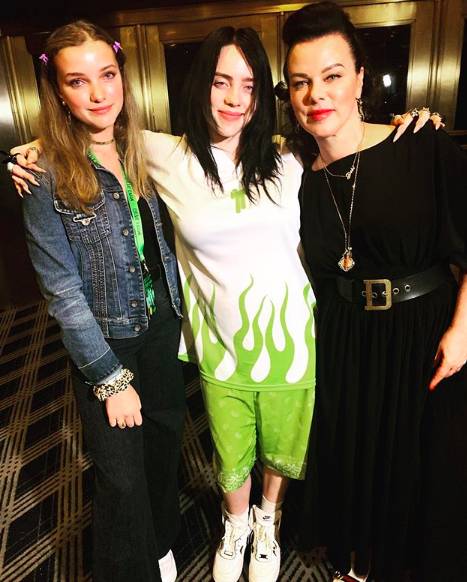 instagram.com/debimazar