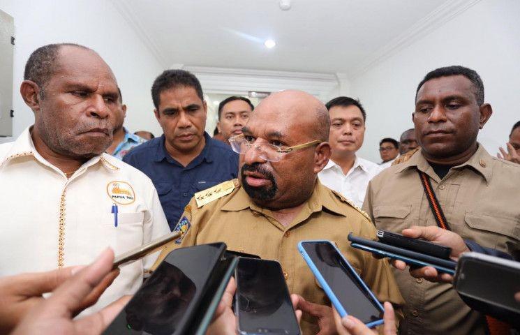 Profil Lukas Enembe, Eks Gubernur Papua yang Meninggal Dunia di RSPAD