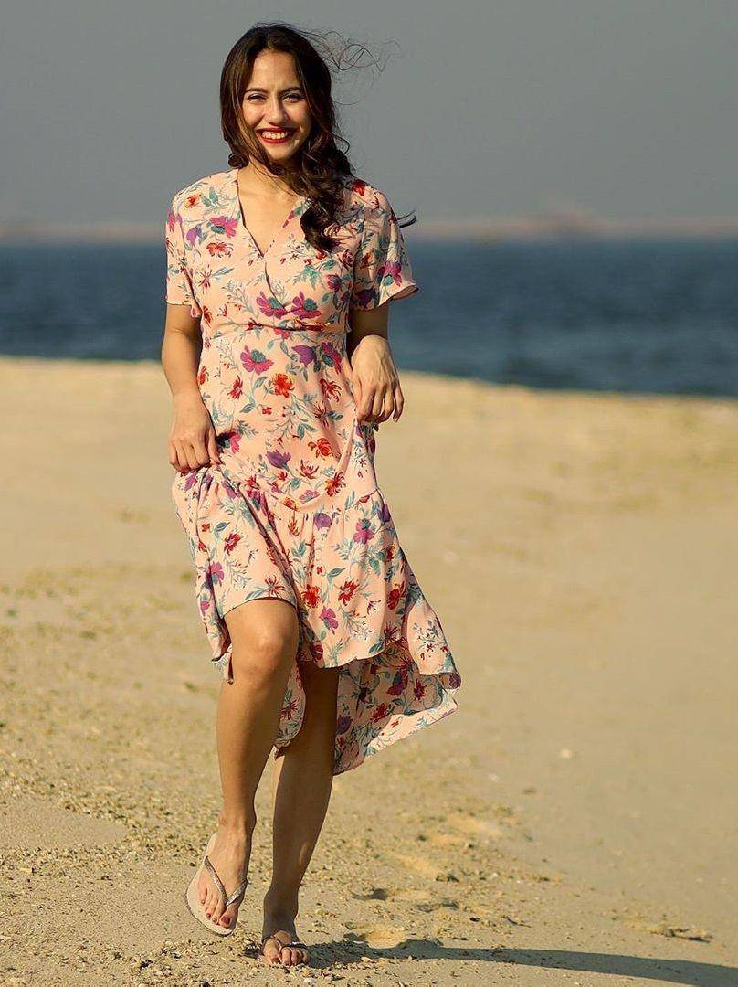 instagram.com/pevpearce