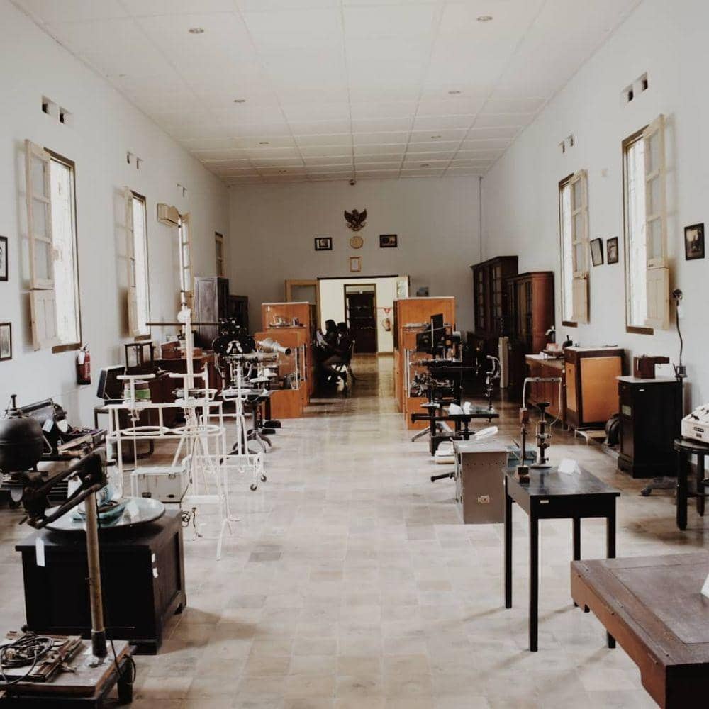 instagram.com/yogakurnwn