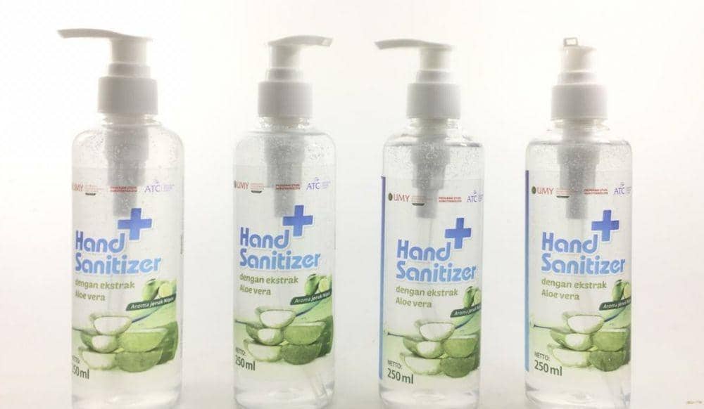 Langka dan Mahal, UMY Produksi Hand Sanitizer untuk Kebutuhan Internal