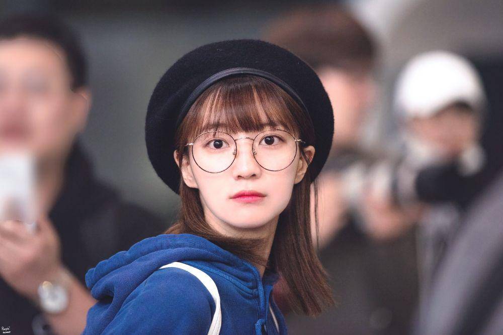 twitter.com/Binnie_Moment
