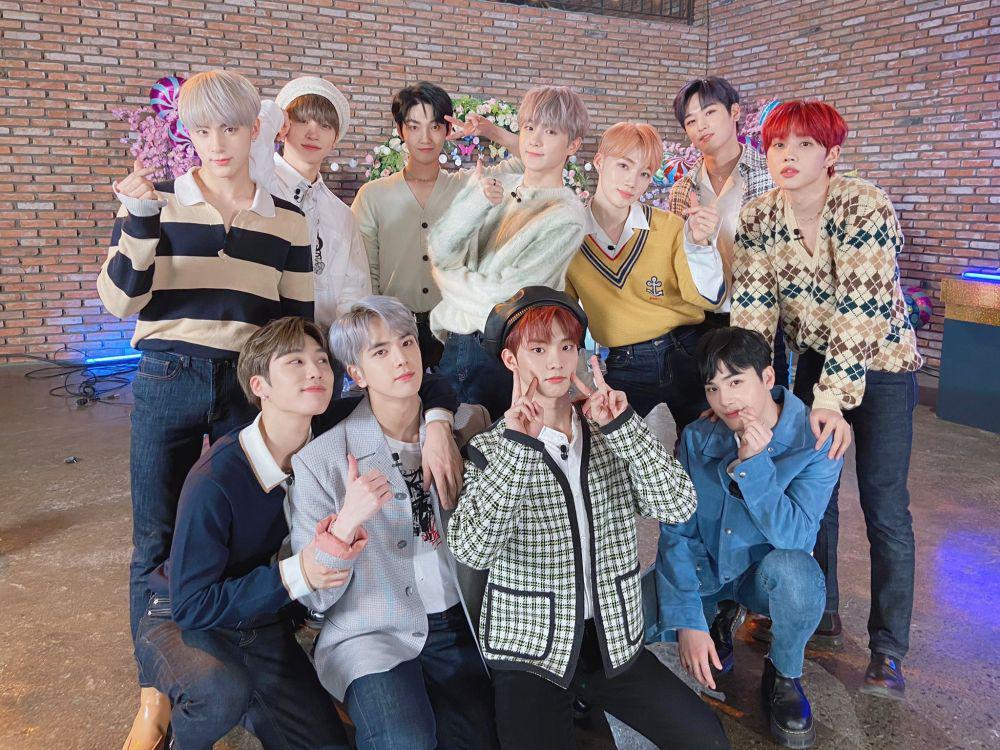 Lirik lagu the boyz christmassy! , rayakan hari debut dan hari nat