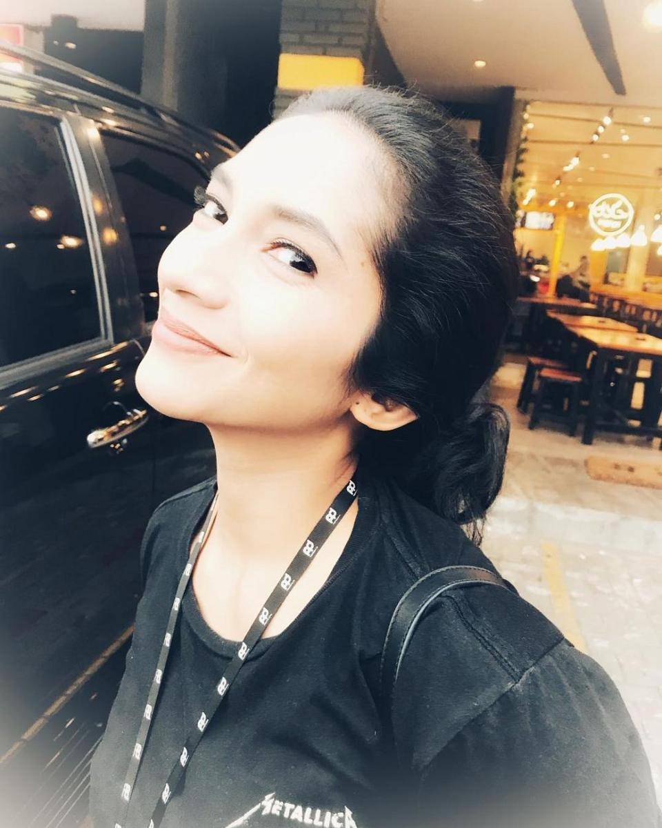 instagram.com/virayuniar81