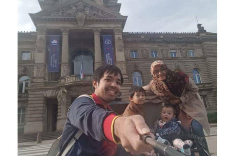 Keluarga Faradilla di Prancis (Instagram/@teslafamily)