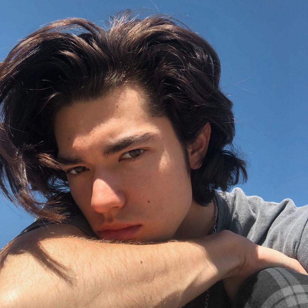 6 Fakta Conan Gray, Penyanyi Bertalenta yang Juga Fans BTS