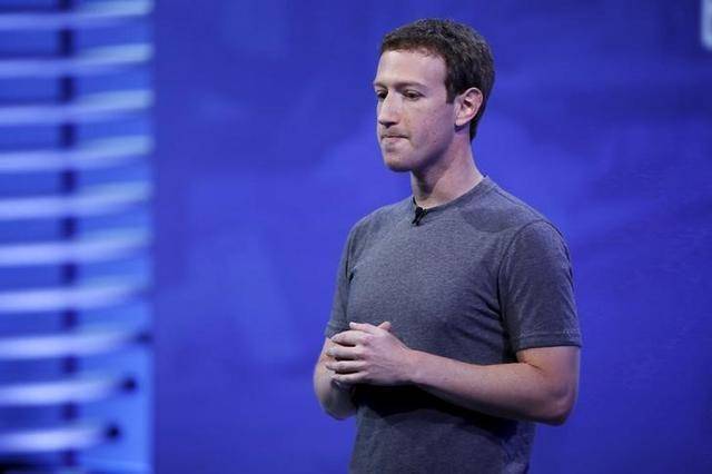 Founder Facebook, Mark Zuckerberg berbicara di depan publik di konferensi Facebook F8 di San Francisco, California pada 12 April 2016. Reuters.com