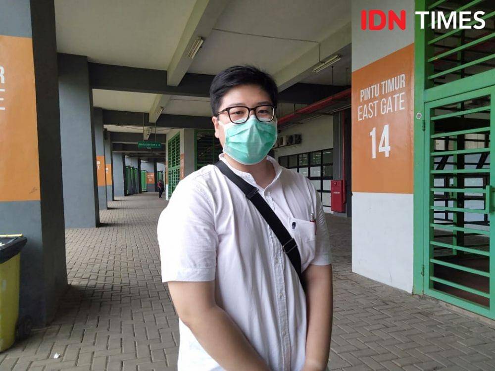 Dokter RS Mitra Keluarga, dokter Ferdi usai jalani rapid test corona atau COVID-19 di Stadion Patriot, Kota Bekasi (IDN Times/Dini suciatiningrum)