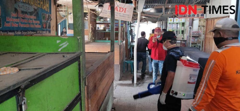 Cegah Corona, Pasar Tradisional di Balikpapan Disemprot Disinfektan
