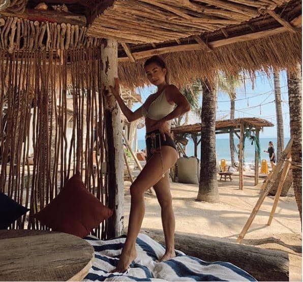 Instagram.com/jenniferbachdim/