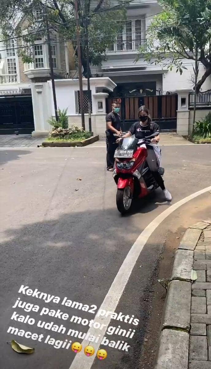 Instagram.com/ramadhaniabakrie