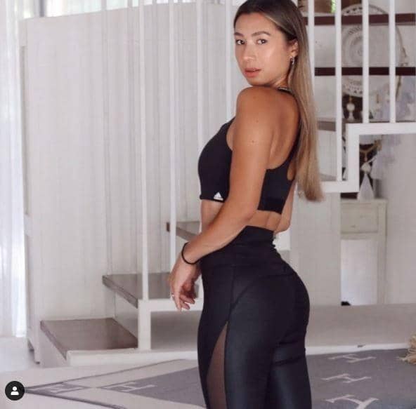 https://www.instagram.com/jenniferbachdim/