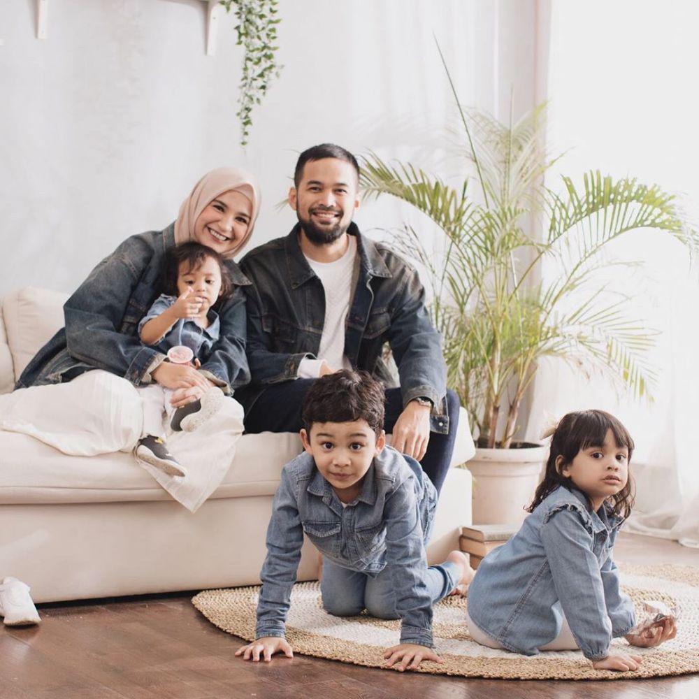 Curi Perhatian, 12 Potret Anak Artis yang Ternyata Berdarah Arab