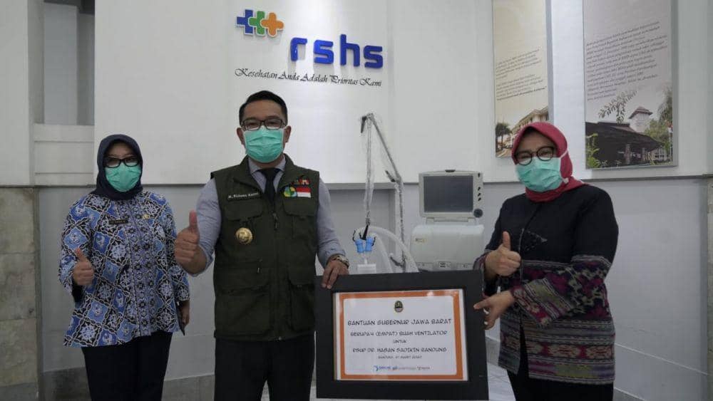 Dorong Penanganan COVID-19, RSHS Bandung Terima Sumbangan 4 Ventilator