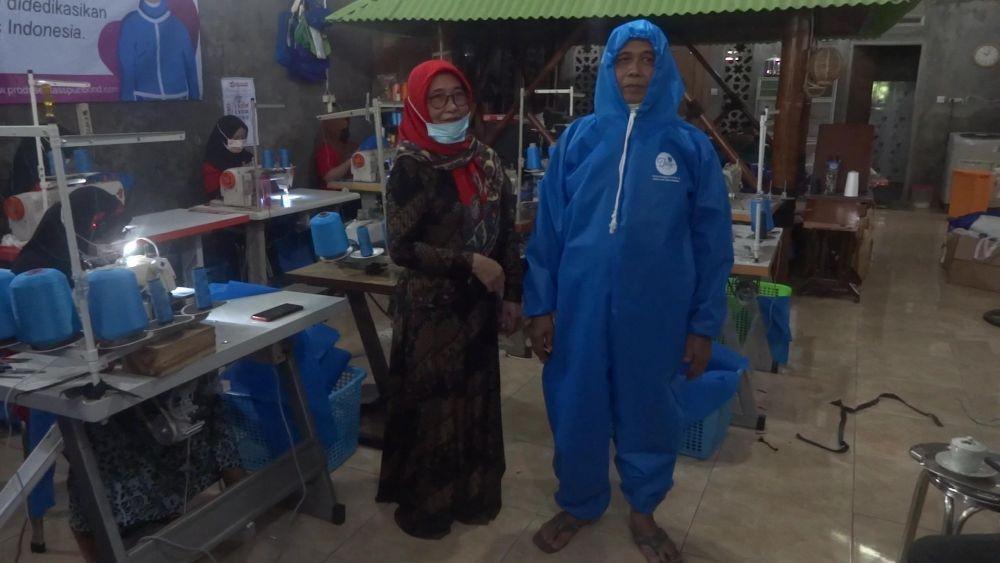 Salut Banget, Perusahaan Konveksi di Tulungagung Donasikan Ribuan APD