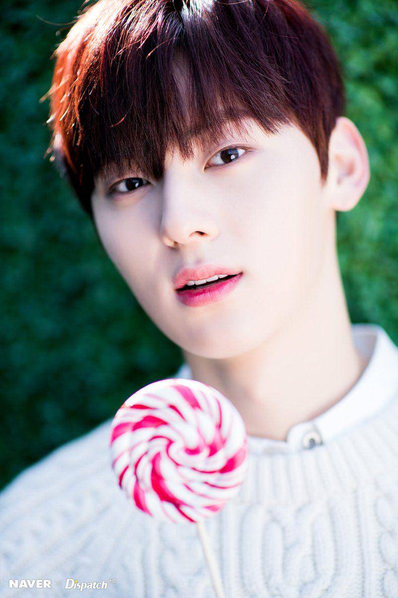 twitter.com/nuest_id/