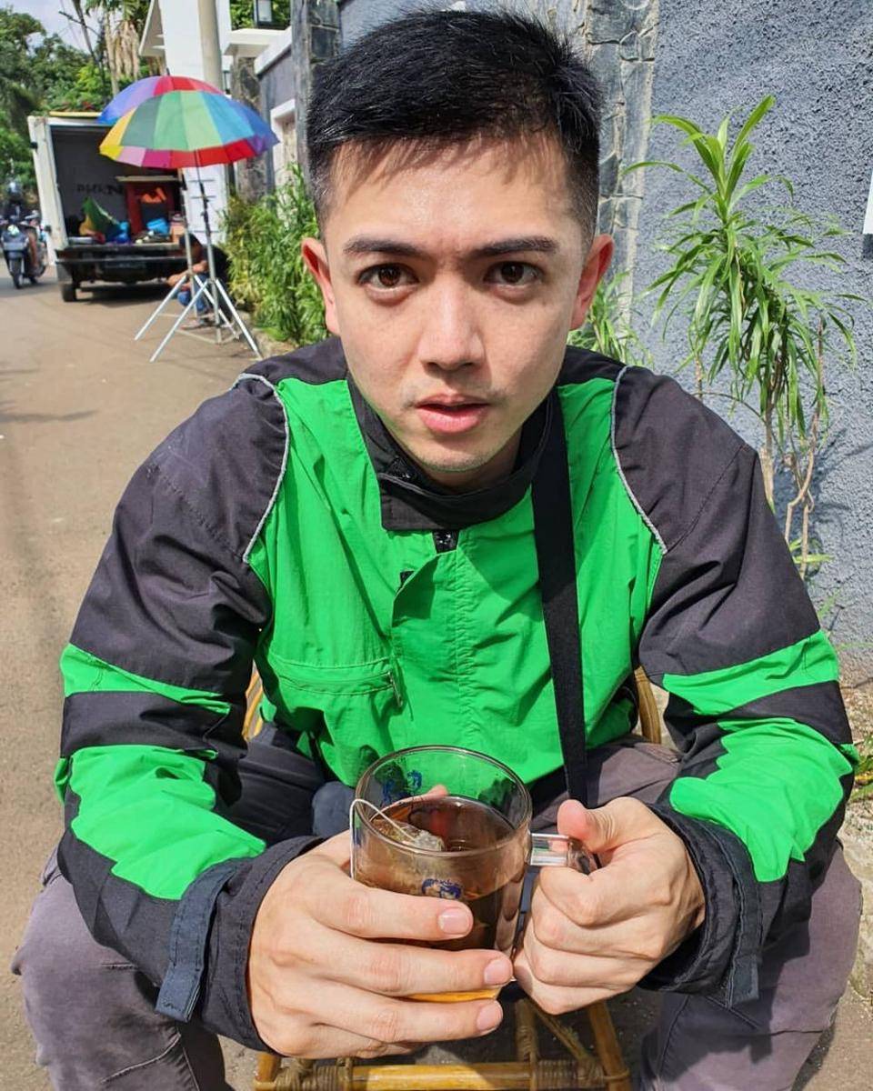 instagram.com/nickytirta