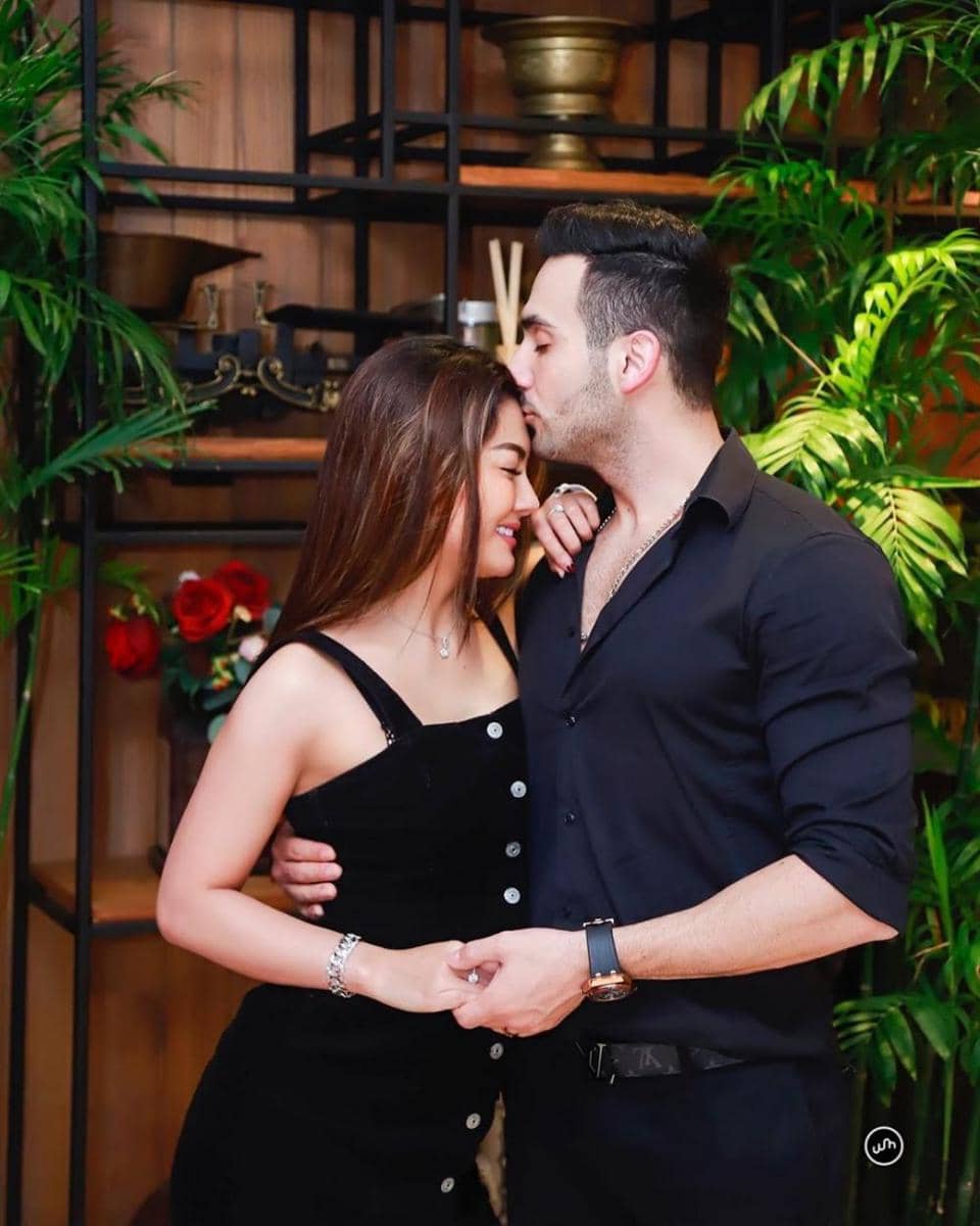 instagram.com/deliaayasmine