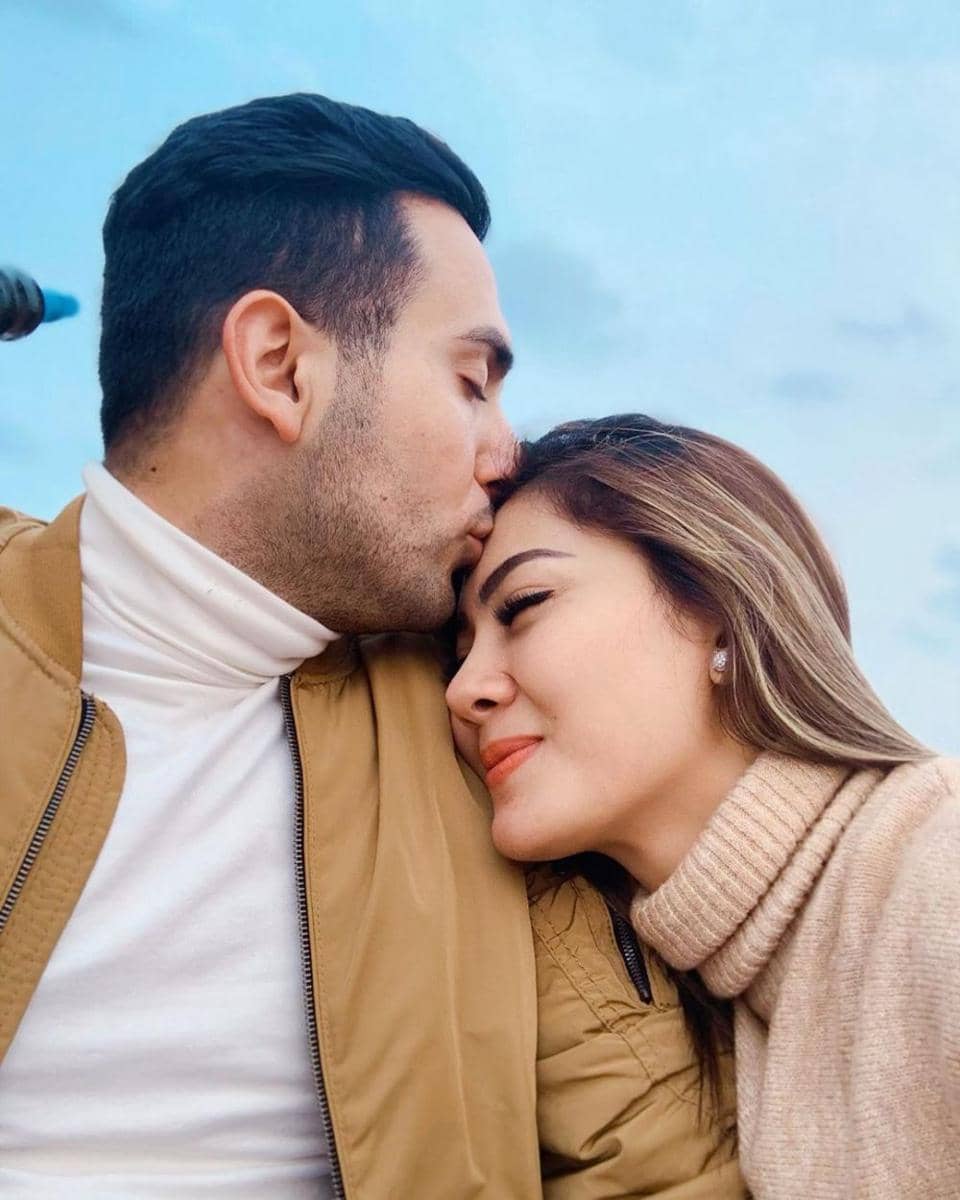 instagram.com/deliaayasmine