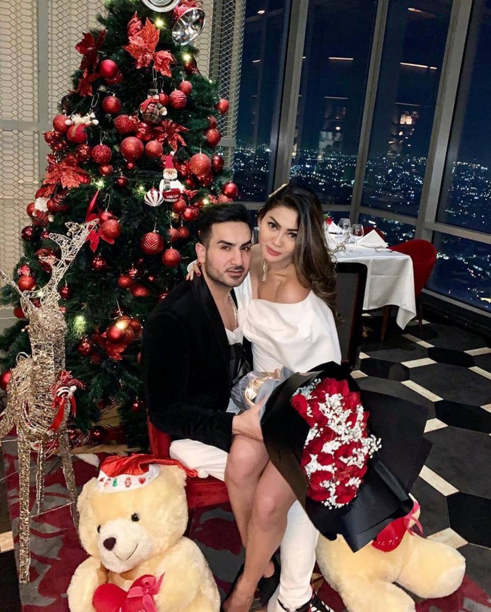 instagram.com/deliaayasmine