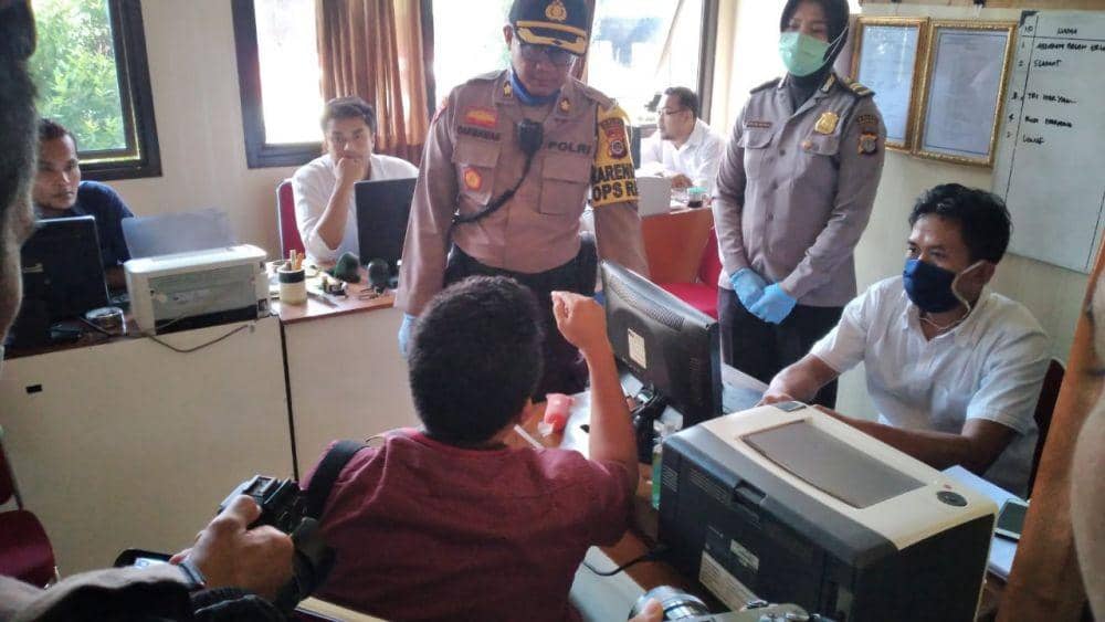 Pelaku penyalahgunaan BBM bersubsidi diamankan polisi. IDN Times/Istimewa'