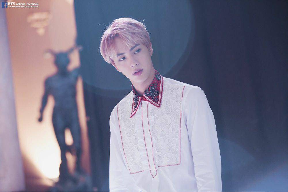 twitter.com/seokjinpinkhair