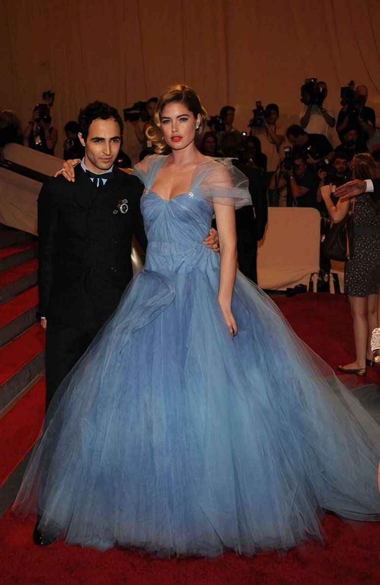 twitter.com/Zac_Posen