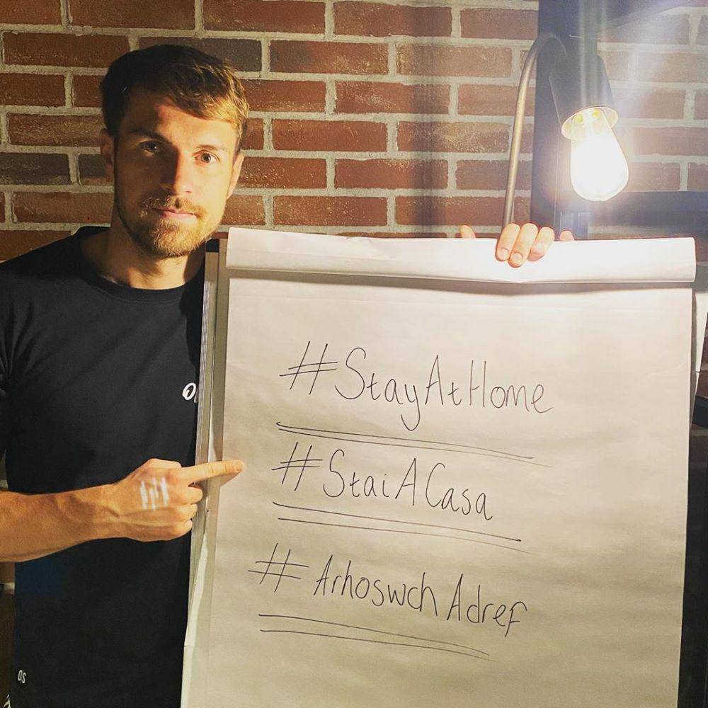 instagram.com/aaronramsey