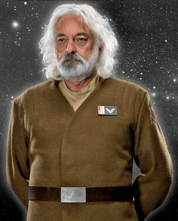 twitter.com/sw_holocron