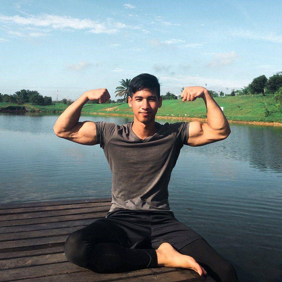 twitter.com/aimanalif00