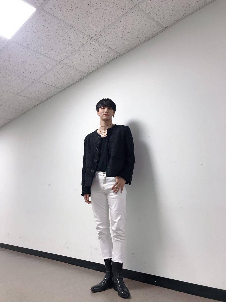 twitter.com/ATEEZofficial/