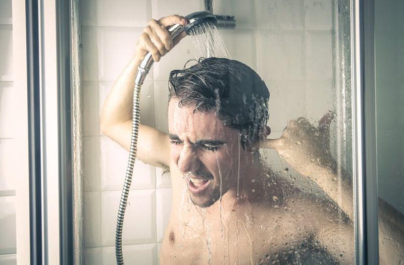 Niat dan Tata Cara Mandi Wajib Setelah Berhubungan Suami Istri