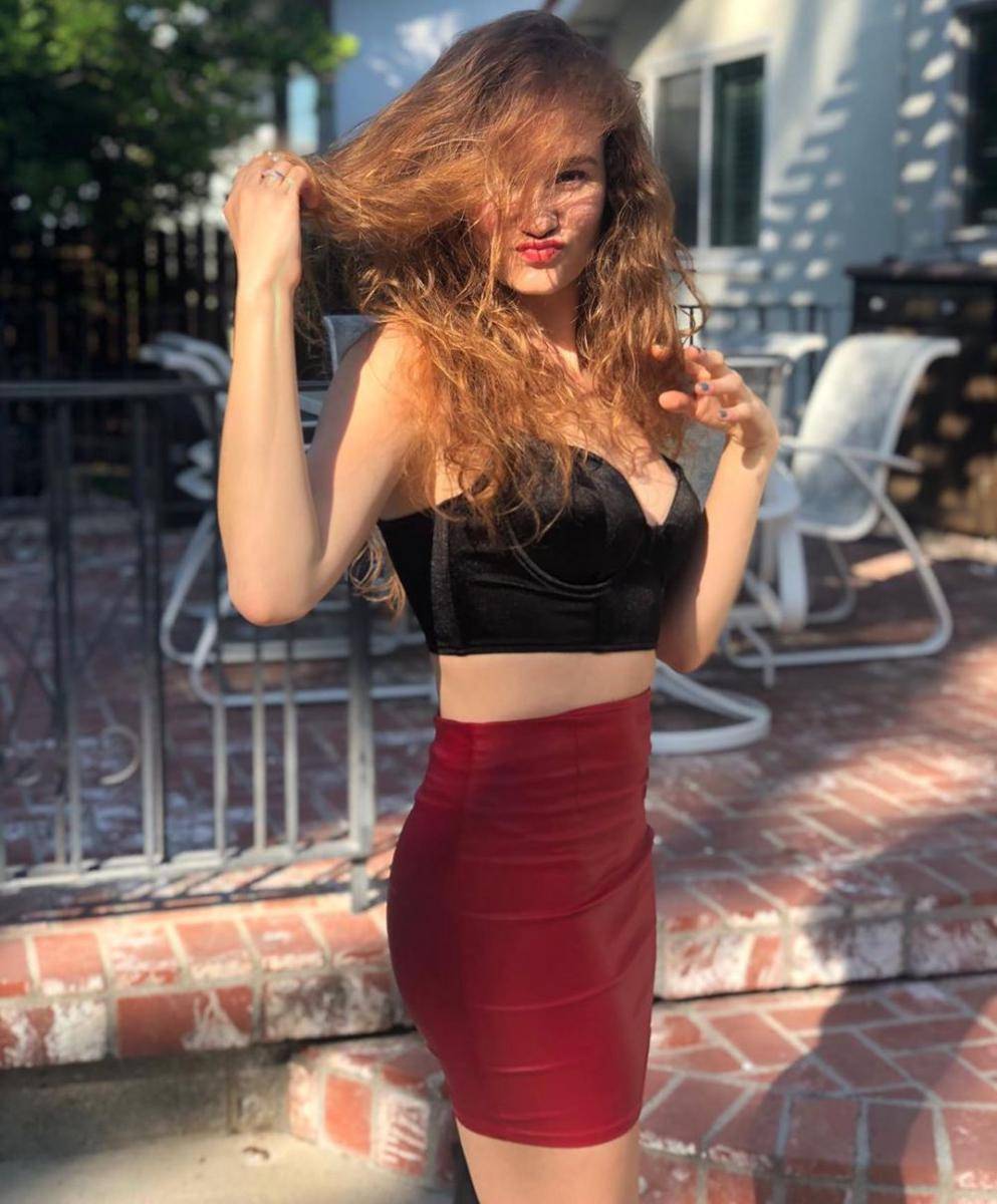 Instagram.com/elliedalden/
