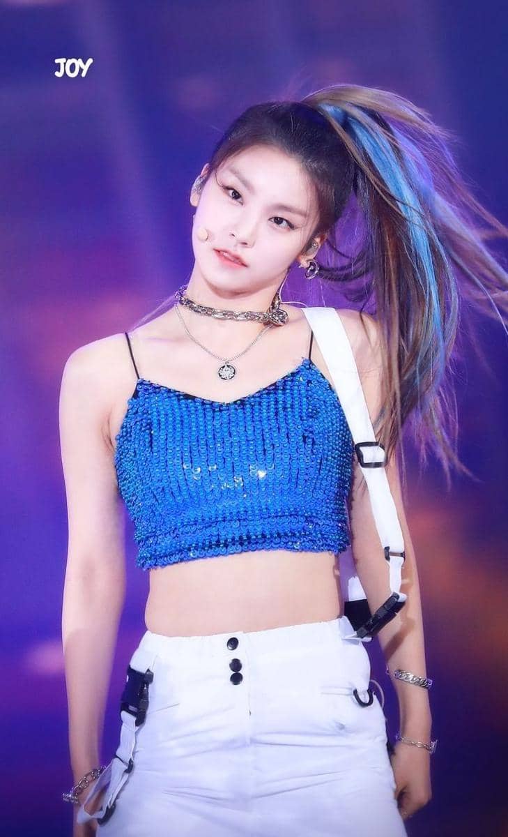 twitter.com/itzywrld